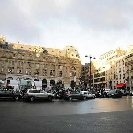 Апартаменты Haussmann Saint Lazare Париж